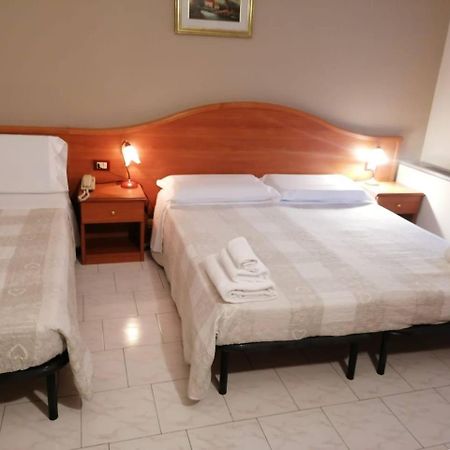 Il Leone D'Oro Hotel Telgate ภายนอก รูปภาพ