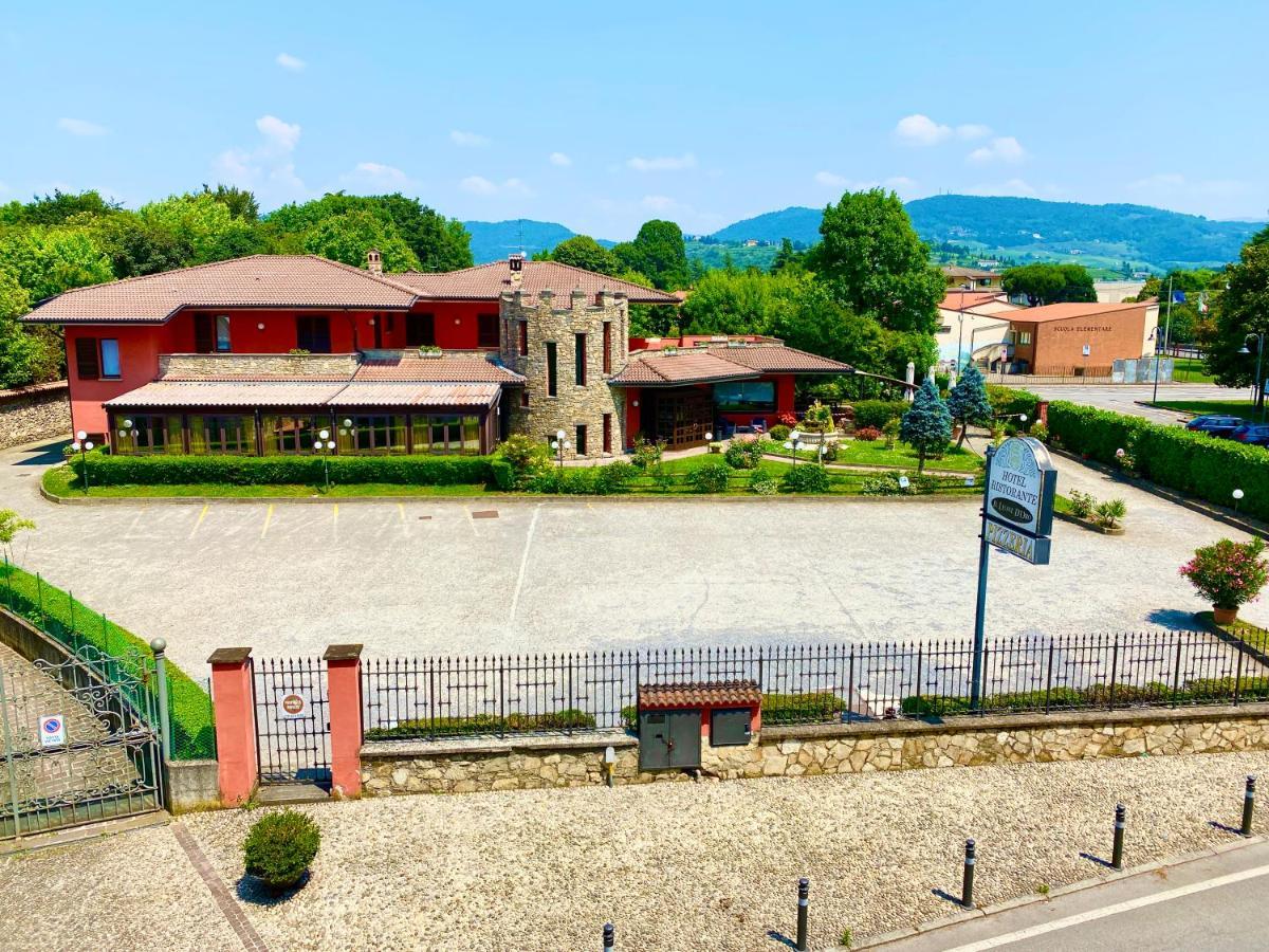 Il Leone D'Oro Hotel Telgate ภายนอก รูปภาพ
