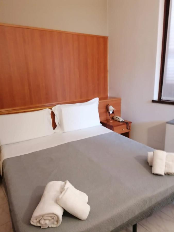 Il Leone D'Oro Hotel Telgate ภายนอก รูปภาพ