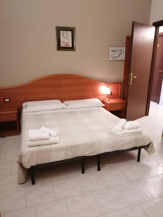 Il Leone D'Oro Hotel Telgate ภายนอก รูปภาพ