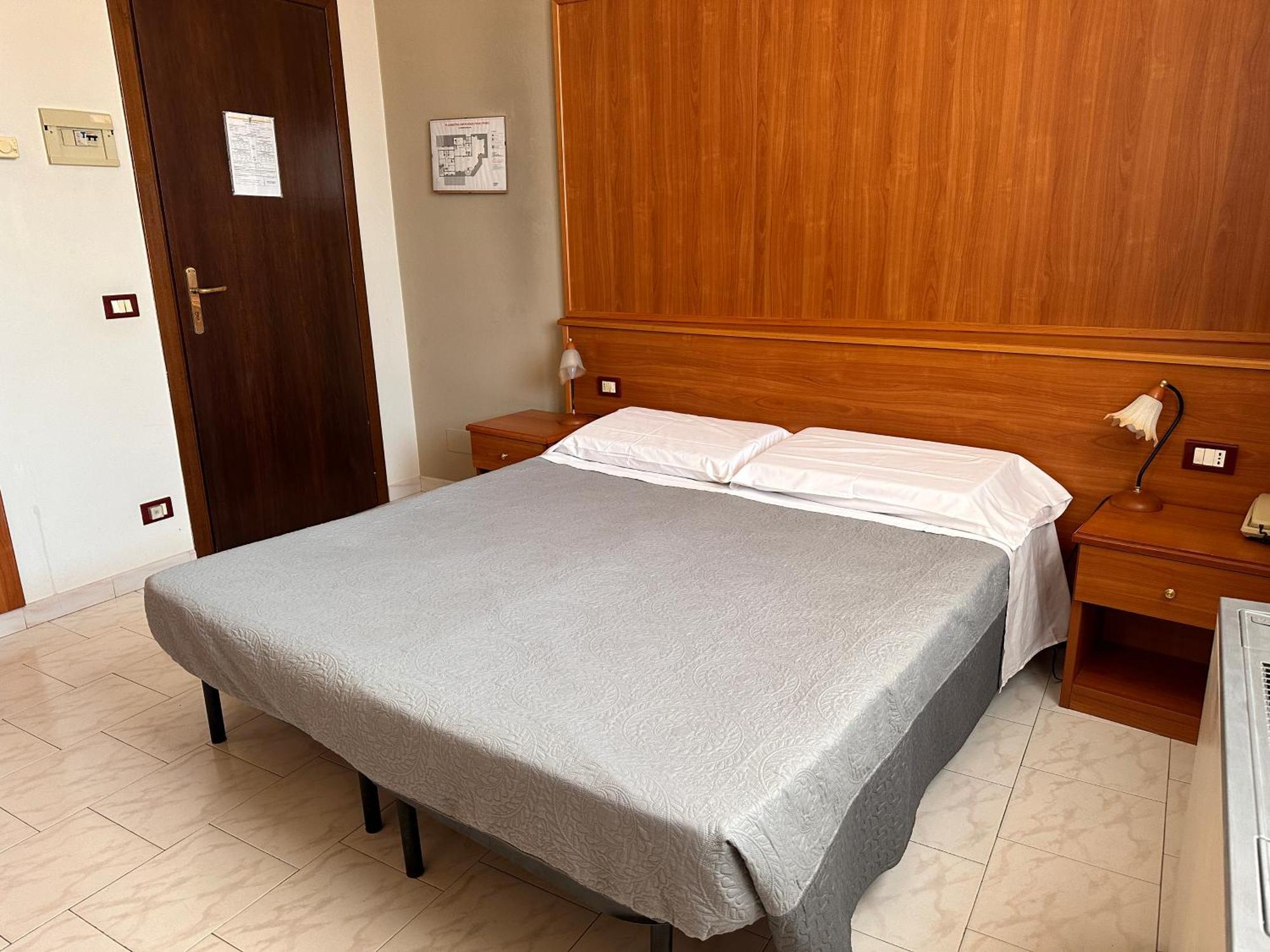 Il Leone D'Oro Hotel Telgate ภายนอก รูปภาพ