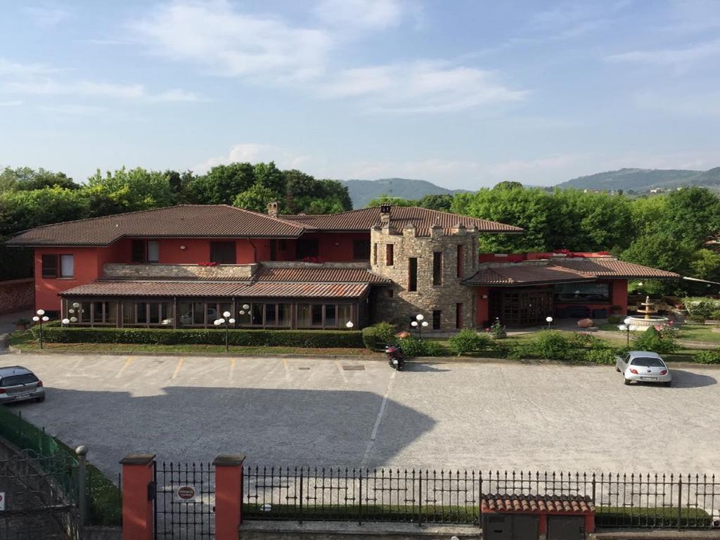 Il Leone D'Oro Hotel Telgate ภายนอก รูปภาพ