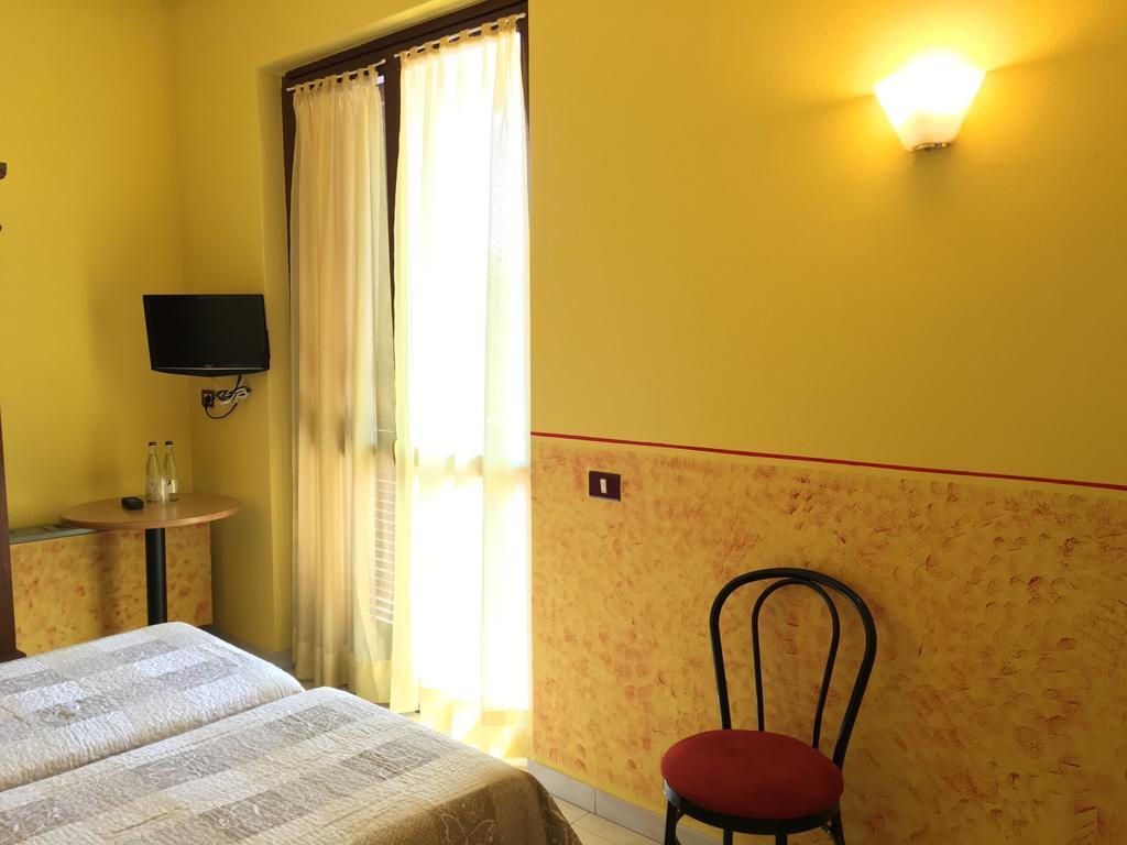 Il Leone D'Oro Hotel Telgate ภายนอก รูปภาพ