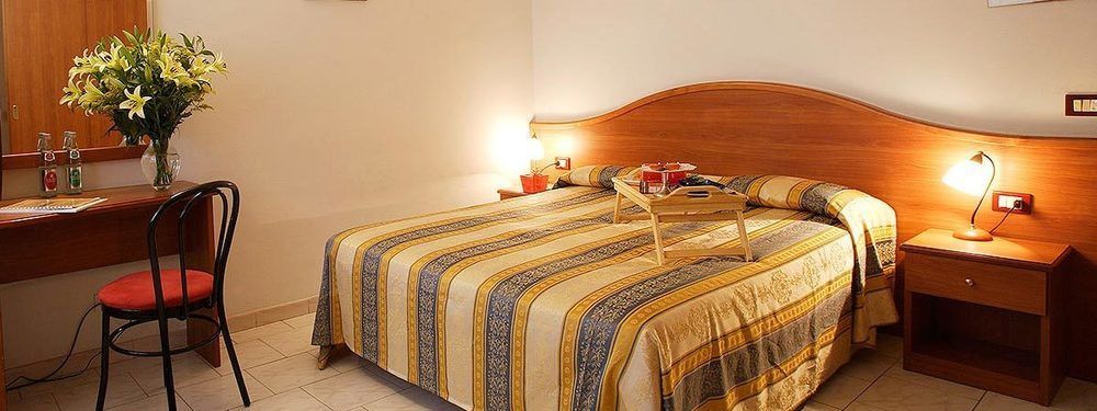 Il Leone D'Oro Hotel Telgate ภายนอก รูปภาพ
